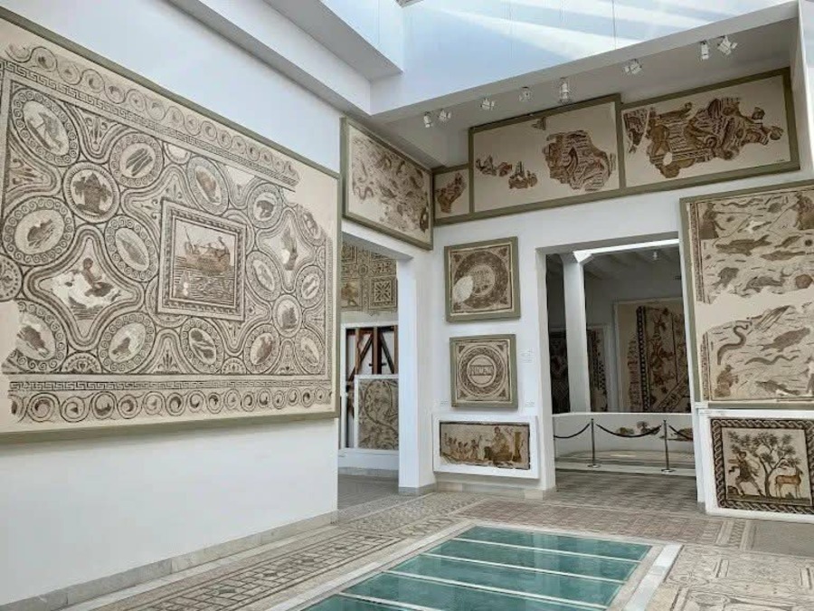 Journée entière Musée du Bardo, Medina, Carthage et Sidi Bousaid depuis Tunis ou Hammamet